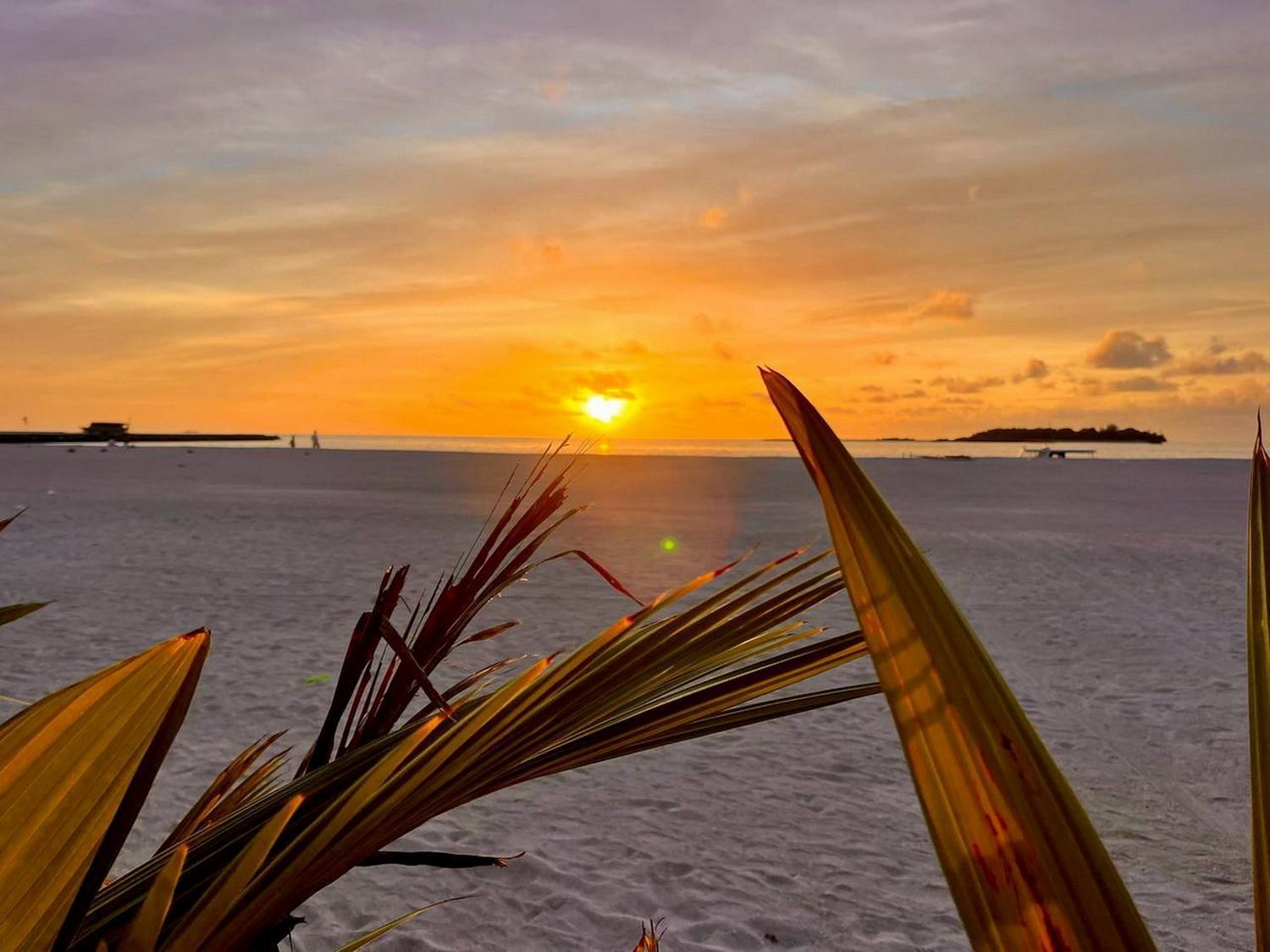 Wind Breeze Sunset View Inn Guraidhoo  Buitenkant foto