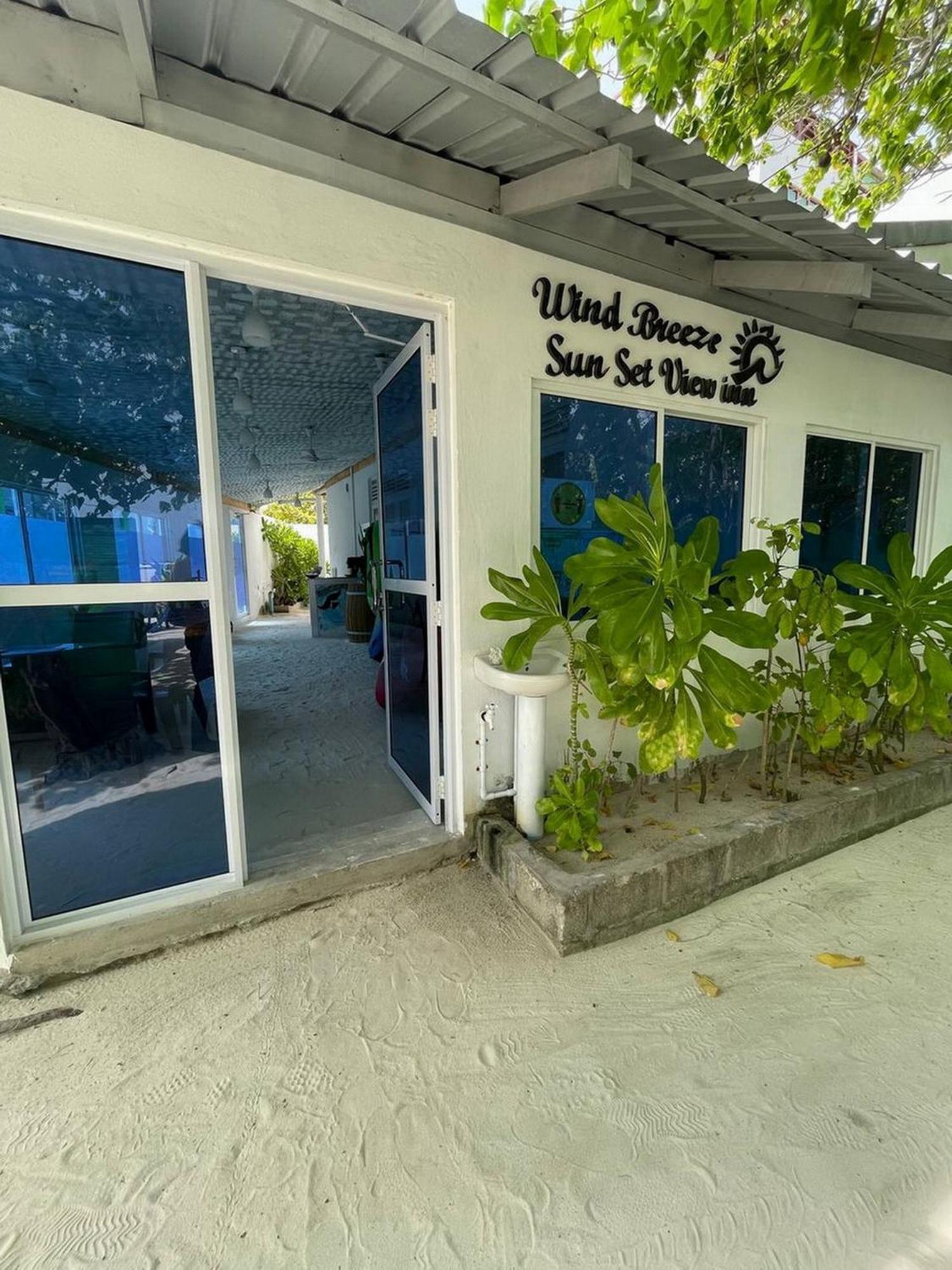 Wind Breeze Sunset View Inn Guraidhoo  Buitenkant foto