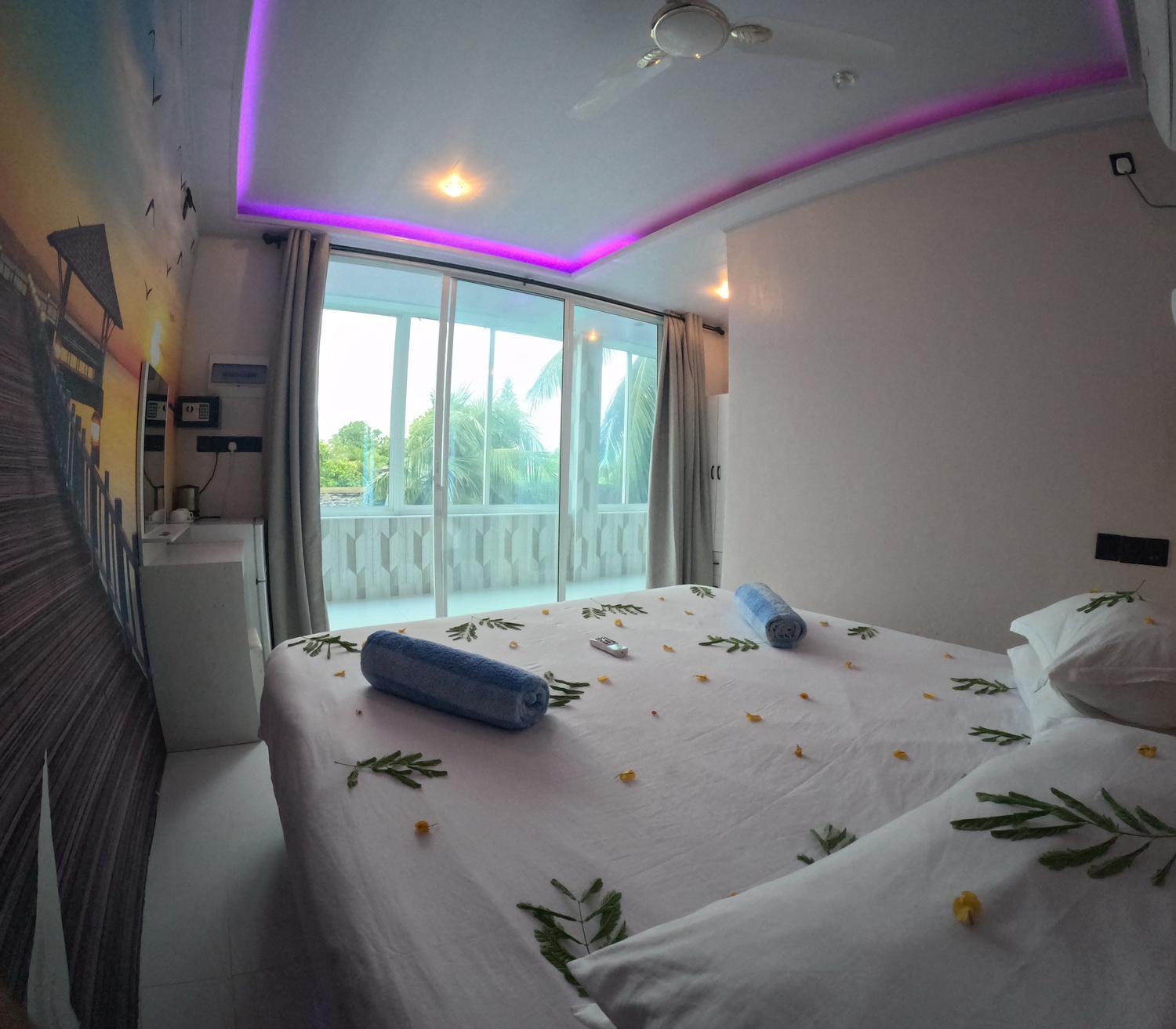 Wind Breeze Sunset View Inn Guraidhoo  Buitenkant foto