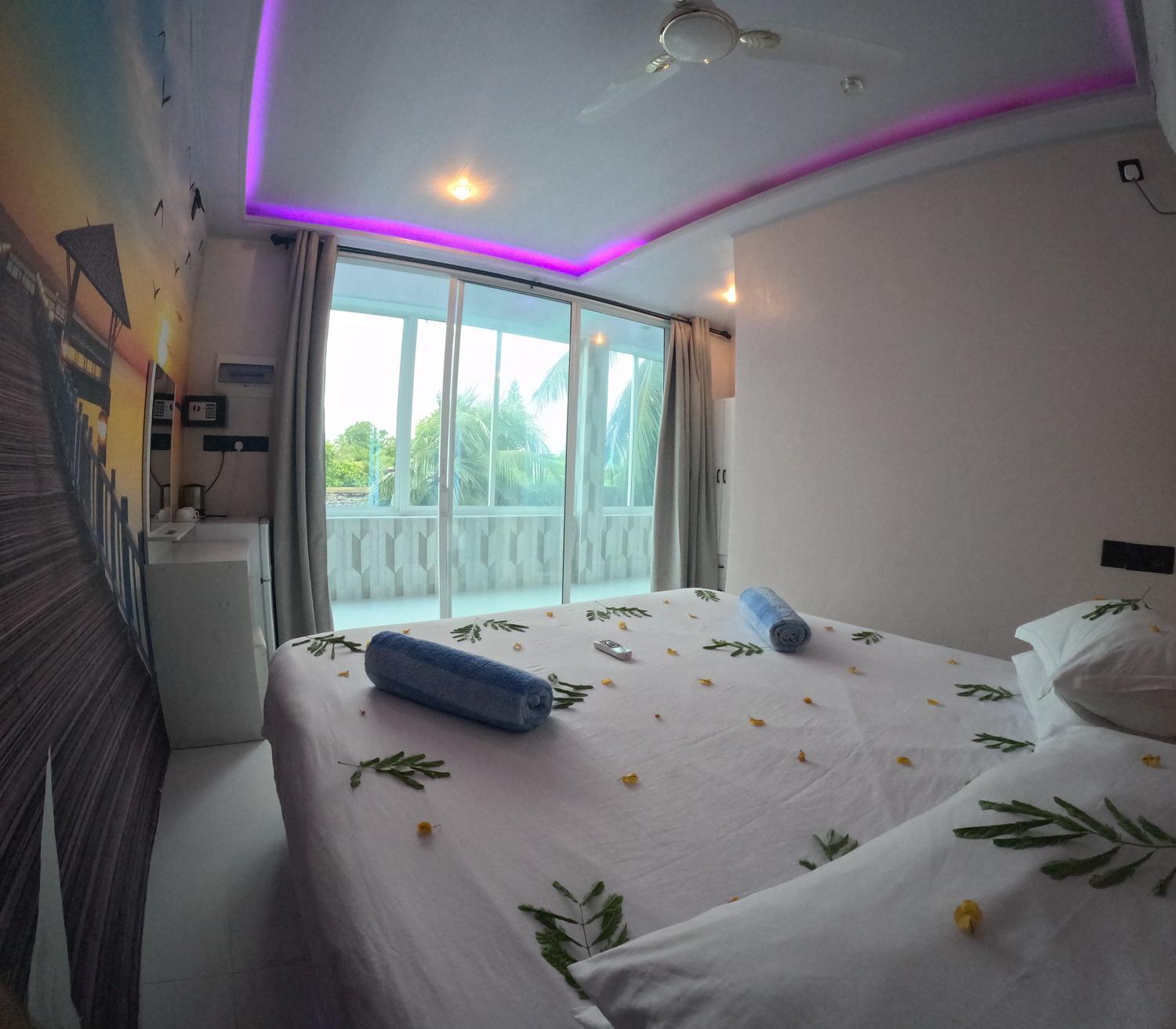 Wind Breeze Sunset View Inn Guraidhoo  Buitenkant foto